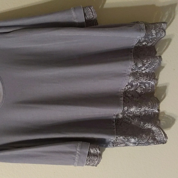 Soft Surroundings Women's Velvet And Lace Trim Tunic Top - Picture 2 of 6